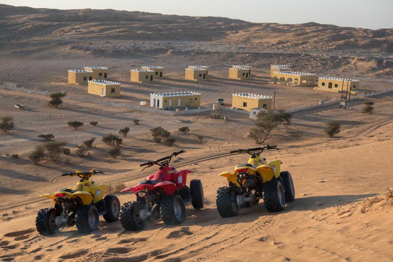 Al Hawiyah Camp Hotell Exteriör bild
