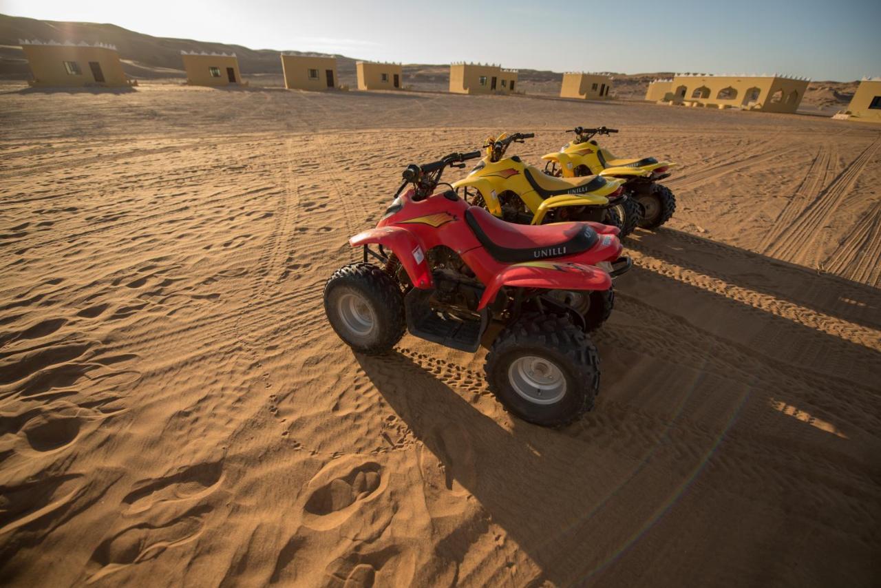 Al Hawiyah Camp Hotell Exteriör bild
