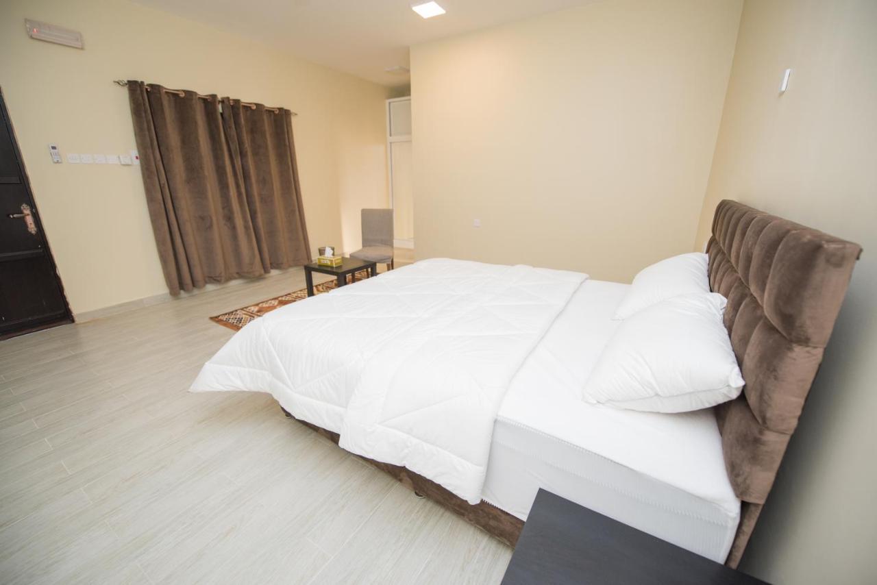Al Hawiyah Camp Hotell Exteriör bild